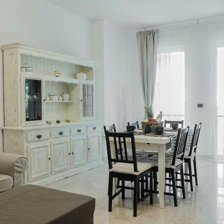 ラヴァーニャA Casa Di Annaアパートメント エクステリア 写真